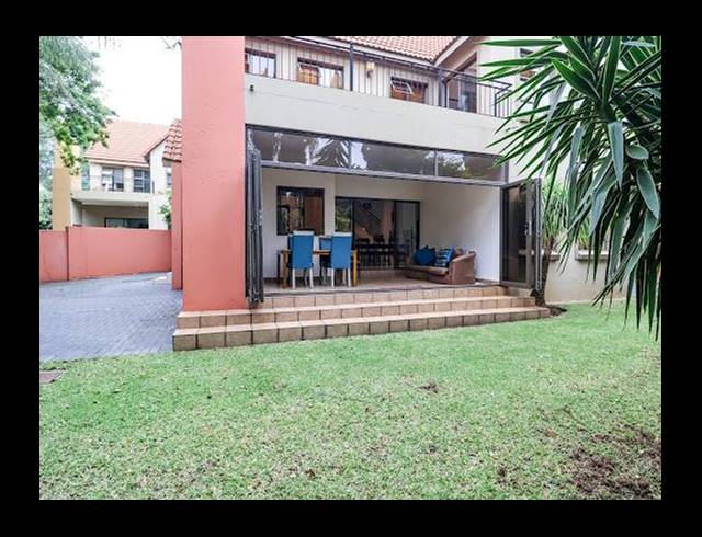 3 BEDROOM TOWNHOUSE FOR SALE IN MIDSTREAM ESTATE